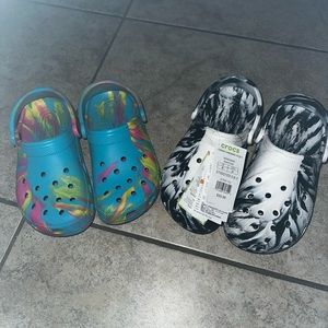 Crocs tie dye size 4 junior blue and yellow color